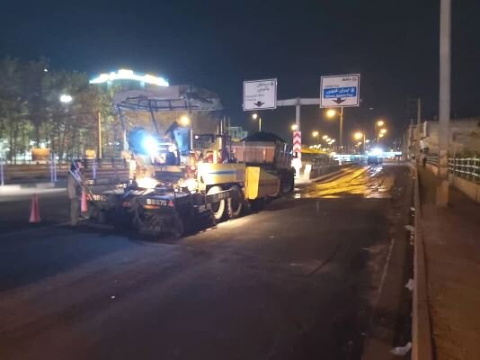 توزیع بیش از ۱۷۰۰۰ هزار تن آسفالت در معابر منطقه ۱۰ کرج