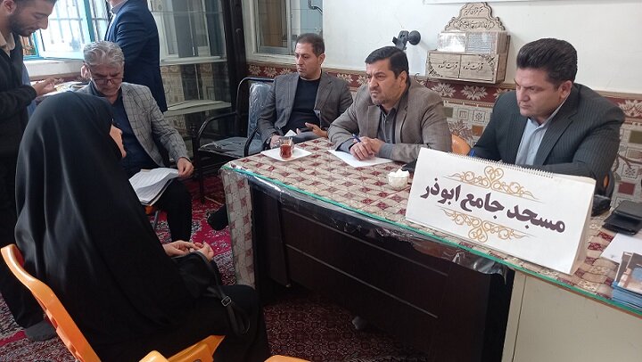 دیدار مردمی سرپرست منطقه پنج با شهروندان محله کرج نو