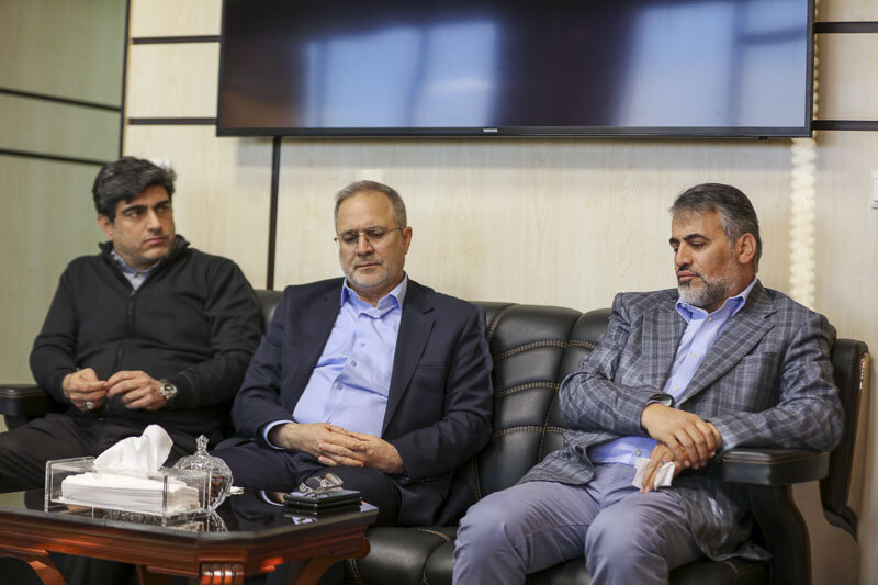 مدیرعامل شرکت ایرانخودرو دیزل با شهردار کرج دیدار کرد / توافق برای تامین ۲۰ خودرو عملیاتی