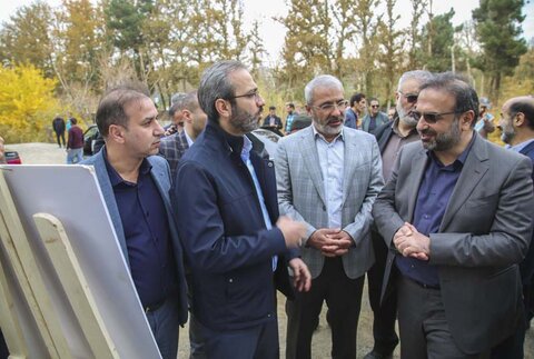 قدردانی از تلاشهای زحمتکشان سازمان سیما، منظر و فضای سبز آئین کلنگ زنی احداث فاز دوم پارکرود کرج