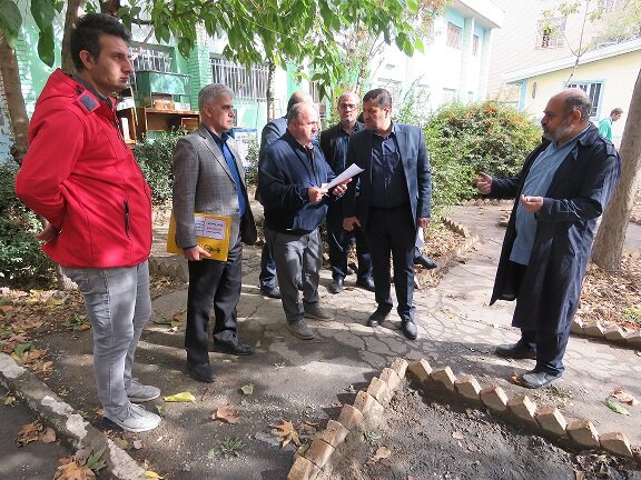 دیدار مردمی سرپرست منطقه ۵ کرج با شهروندان در مسجد صاحب الزمان (عج) حصارک پایین