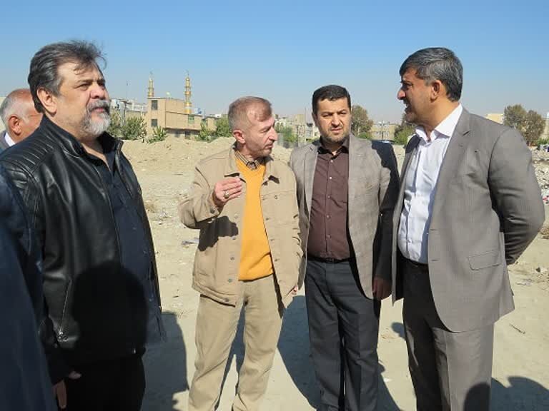بهسازی اراضی شهید ایرانی در دستور قرار دارد