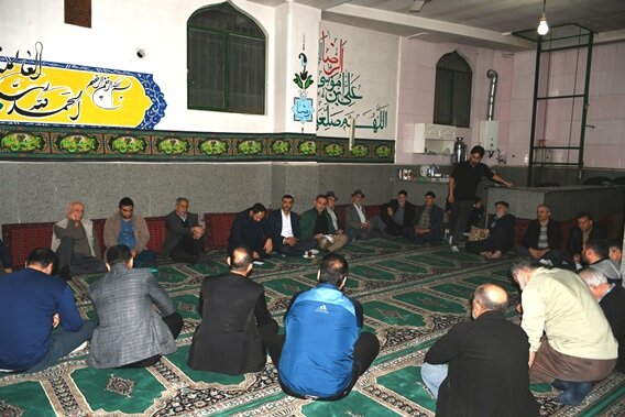 ملاقات مردمی اعضای شورای اسلامی شهر با شهروندان منطقه ۱۰ کرج