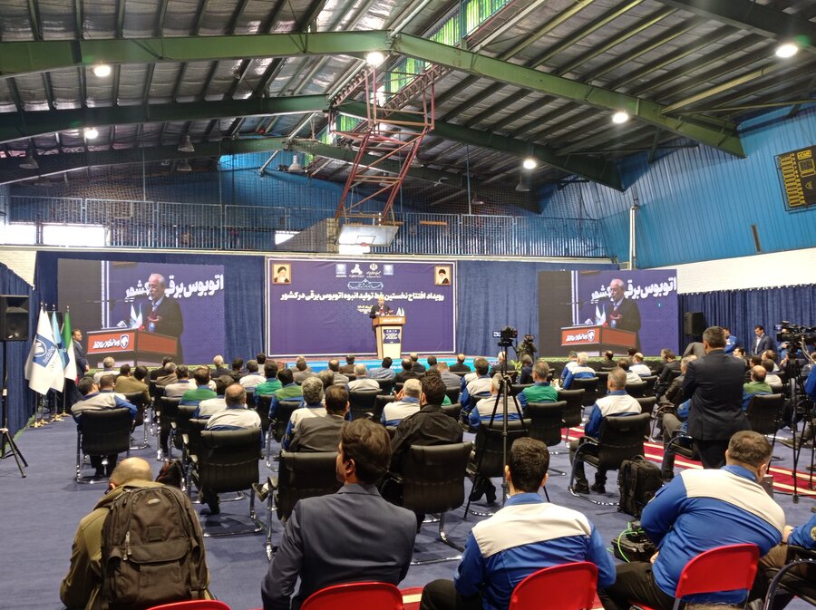 وقتی از تولید داخل حمایت کردیم باید حمایت شویم / عالیترین محصولات باید در اختیار مردم قرار بگیرد