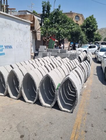 حفر ۱۴ حلقه چاه جذبی در خیابان شهید بهشتی 1