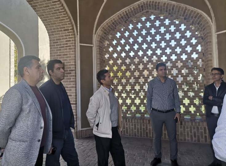 بازدید مدیران شهری ملایر از پارک ملی ایران کوچک کرج