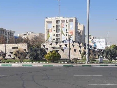 فضاسازی و سیاه پوش کردن به مناسبت ایام شهادت حضرت فاطمه زهرا (س)