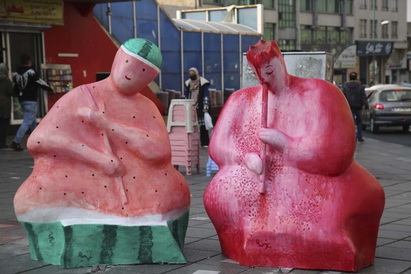 شهر کرج با نصب ۸ اِلمان به استقبال شب یلدا رفت