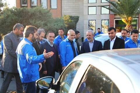 بازدید شهردار تاکسی برقی