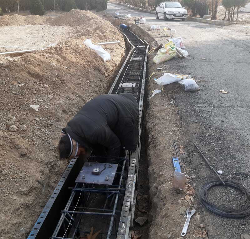 آغاز عملیات اجرایی احداث زمین ورزشی چند منظوره پارک جهان نما