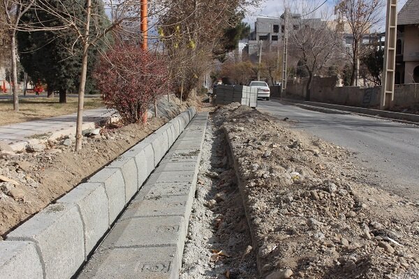 اجری پروژه جدولگذاری بلوار ابن سینا واقع در کوی مهر