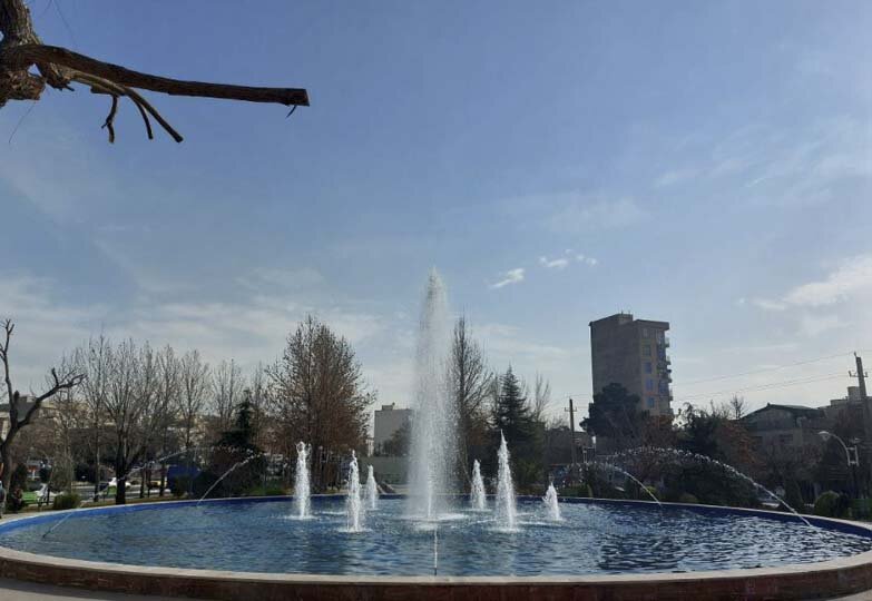 آبنمای پارک شهروند بازسازی و راهاندازی شد