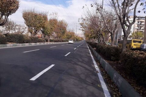 ۳هزار متر خط کشی ترافیکی بولوارهای بهاران و ظفر خطکشی منطقه6