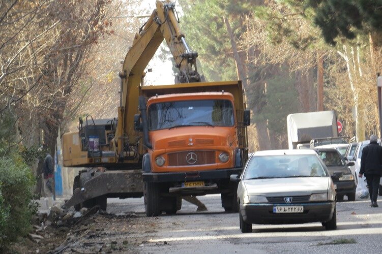 ترمیم و تعویض جداول فرسوده خیابان شهید فیروزبخت محله دولت آباد