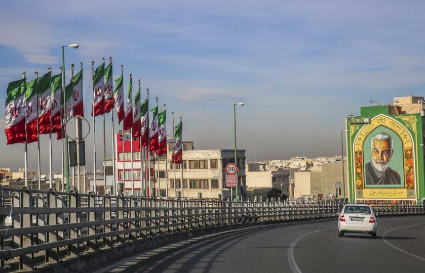 بزرگترین دیوارنگاری تصویر حاج قاسم در کرج