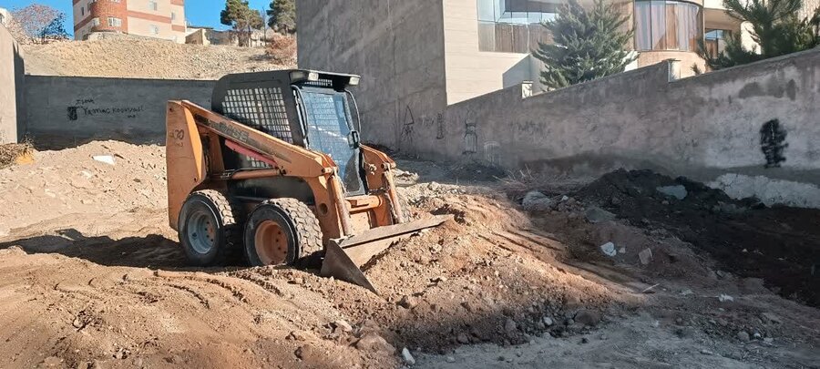 پاکسازی زمینهای خالی در سطح منطقه ۱ کرج