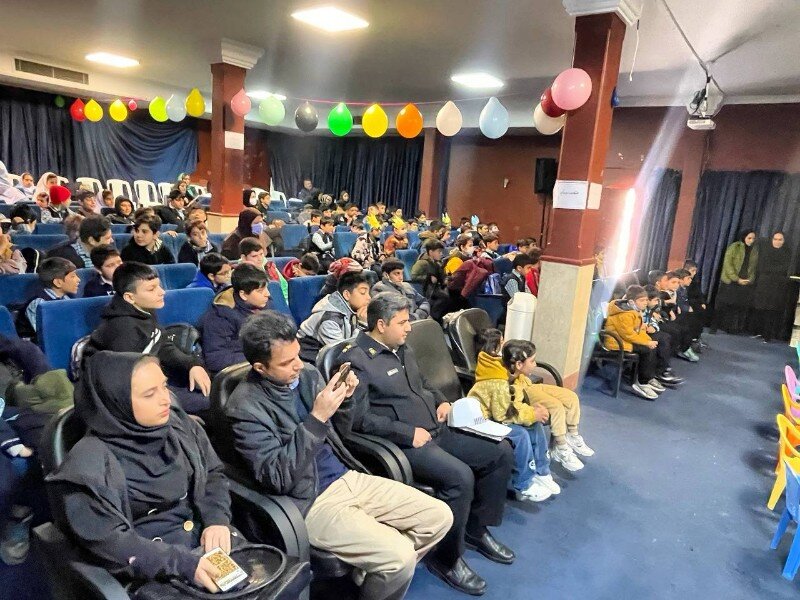 همایش روز هوای پاک با حضور دانشآموزان برگزار شد