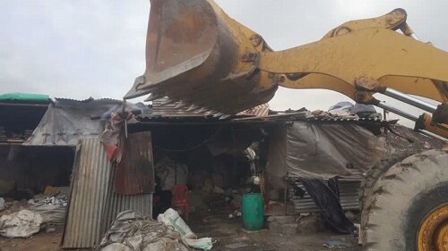 متجاهرین زباله گرد جمعآوری شدند