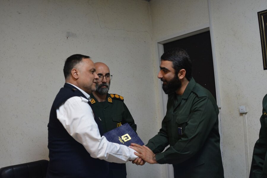 دیدار رئیس سازمان آتش نشانی کرج با پاسداران انقلاب اسلامی