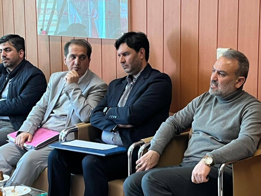 مشکلات مربوط اسناد مالکیتی شهرک یاس بررسی شد/ وظیفه شورا رفع دغدغههای شهروندان است