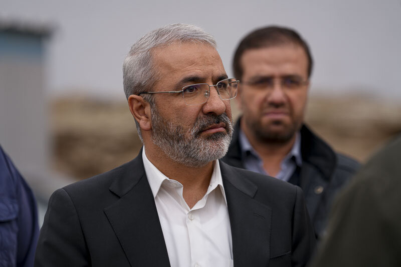 بازدید شهردار کرج از روند احداث ایستگاه های شارژ اتوبوس های برقی/ ساماندهی دستفروشان در ایام پایانی سال