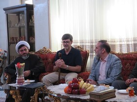 دیدار اعضای شورای اسلامی با جانباز دفاع مقدس «پرویز دلیجانی»