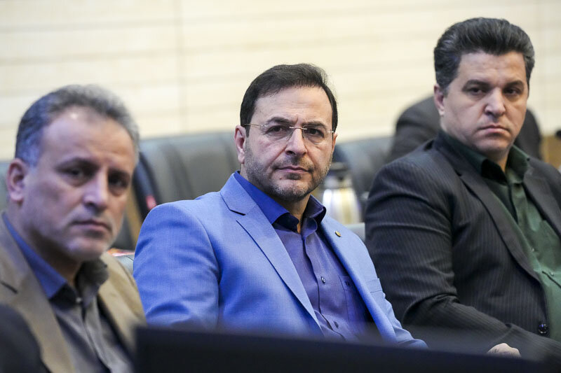 توجه ویژه به آذین بندی شهر در اعیاد مذهبی/ شهرداری در جهتگیری نسبت به کاندیداهای مجلس بیطرف است