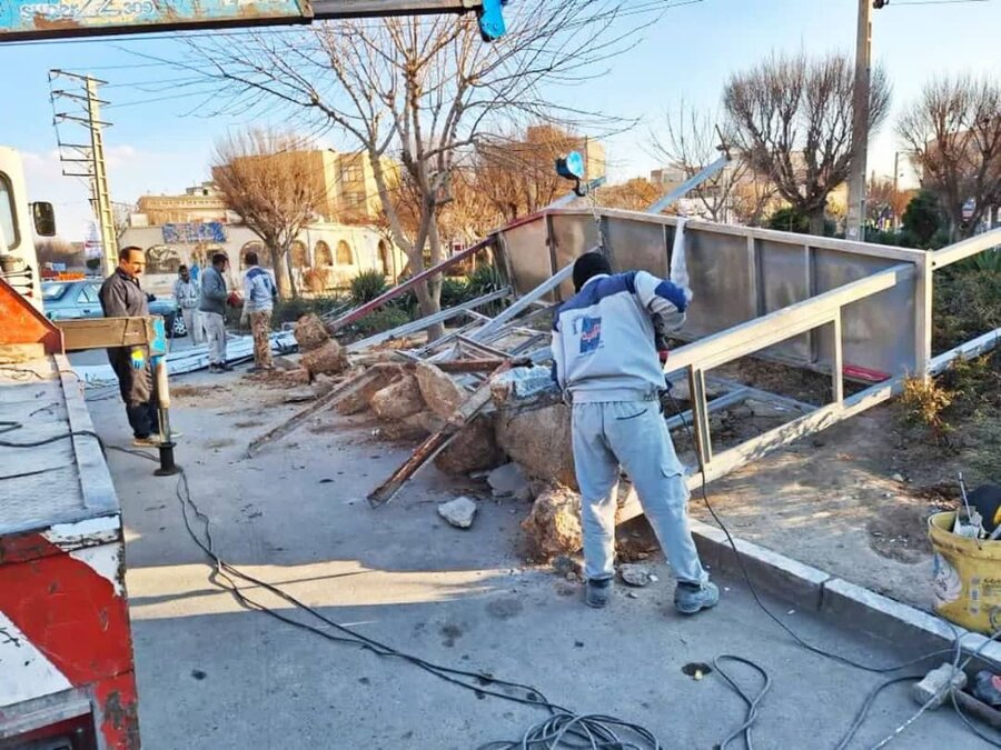 نوسازی و بازسازی تعداد ۵۵ ایستگاه اتوبوس سطح شهر