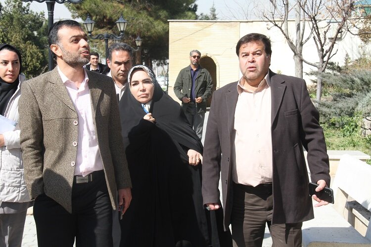 بازدید اعضای شورای شهر کرج از آرامستان بهشت سکینه(س)