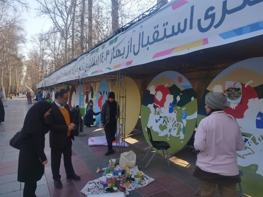 توزیع عادلانه المان ها و مبلمان شهری در استقبال از بهار قرآن و طبیعت، در نواحی مختلف شهر کرج
