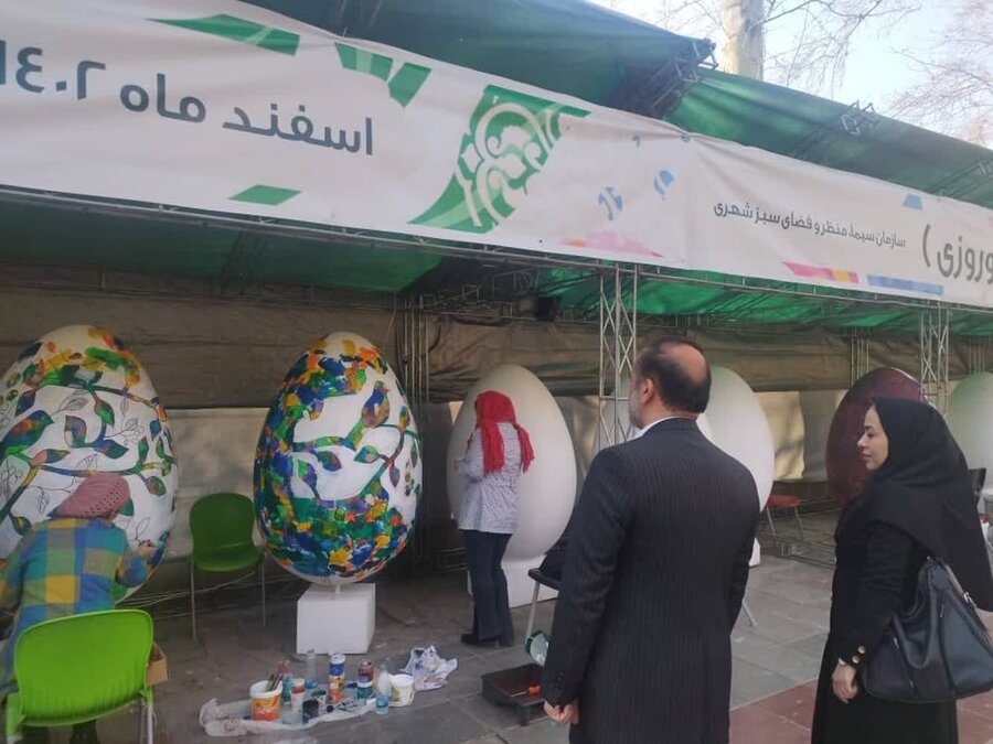 توزیع عادلانه المان ها و مبلمان شهری در استقبال از بهار قرآن و طبیعت، در نواحی مختلف شهر کرج