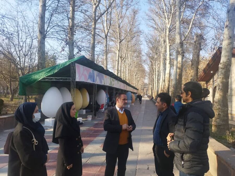 توزیع عادلانه المان ها و مبلمان شهری در استقبال از بهار قرآن و طبیعت، در نواحی مختلف شهر کرج