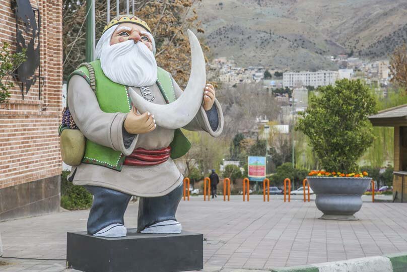 اِلمانهای نوروزی حال و هوای سال نو کرج را تقویت کرد