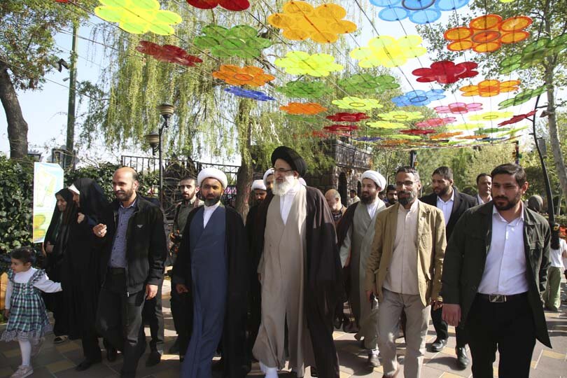 جشنواره لالهها فرصت مناسبی برای معرفی کرج به کشور است