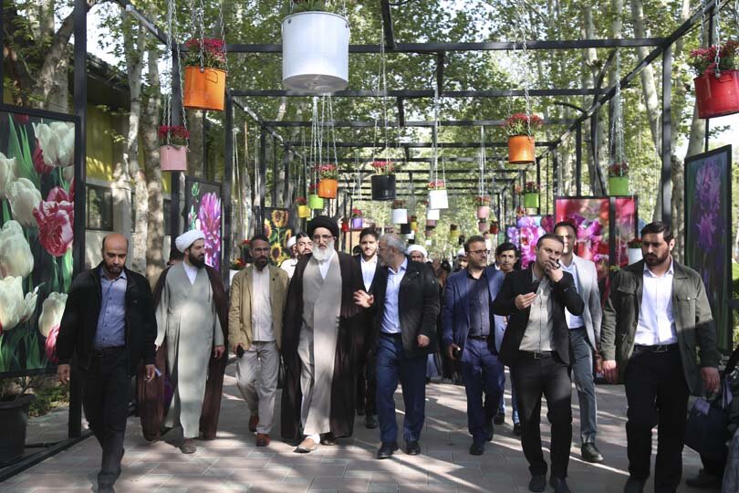 جشنواره لالهها فرصت مناسبی برای معرفی کرج به کشور است