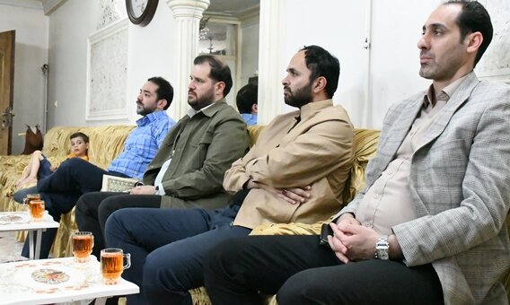 دیدار صمیمی مدیر منطقه ۱۰ با دو خانواده جانباز سرافراز ارتش