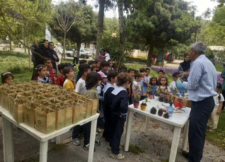 روز جهانی زمین پاک با حضور دانشآموزان