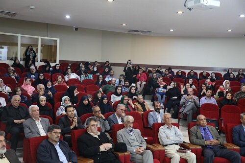 همایش روز زمین پاک در کرج برگزار شد