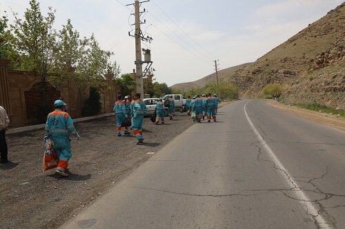 جاده آتشگاه از زباله پاکسازی شد