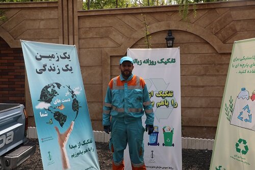 جاده آتشگاه از زباله پاکسازی شد