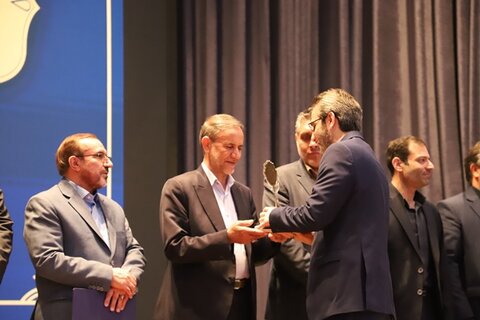 شورای اسلامی شهر کرج بهعنوان شورای نمونه استان البرز انتخاب شد روز شوراها