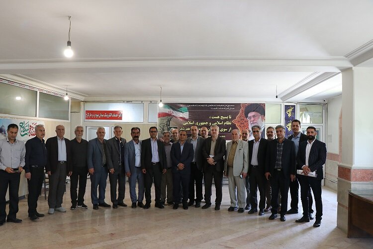 با سد معبر در میدان مرکزی میوه و تره بار کرج برخورد جدی و قانونی میشود