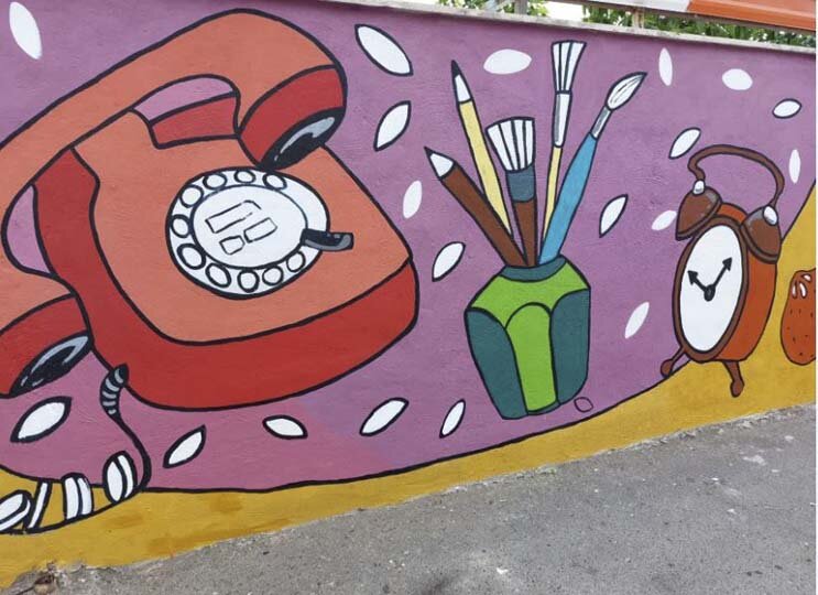 تکمیل عملیات رنگآمیزی و بهسازی دیوار مدرسه پسرانه سوم شعبان