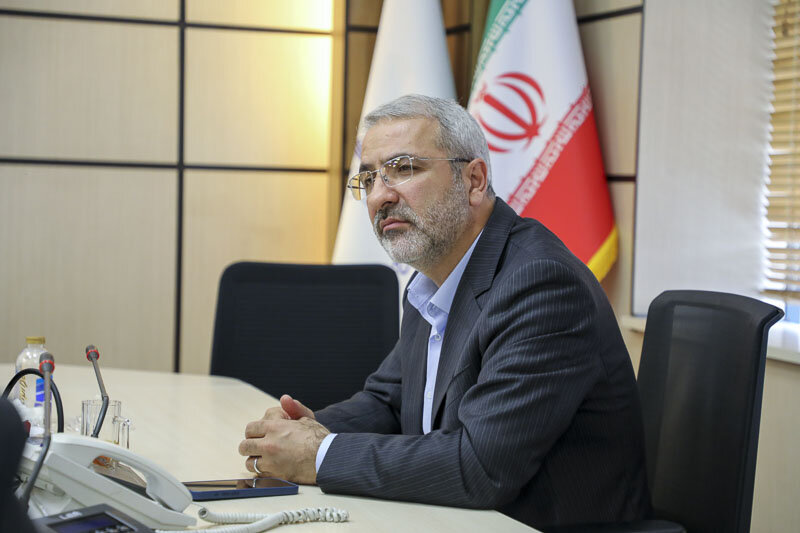 وانت بارهایی که سد معبر می کنند جمع آوری می شوند