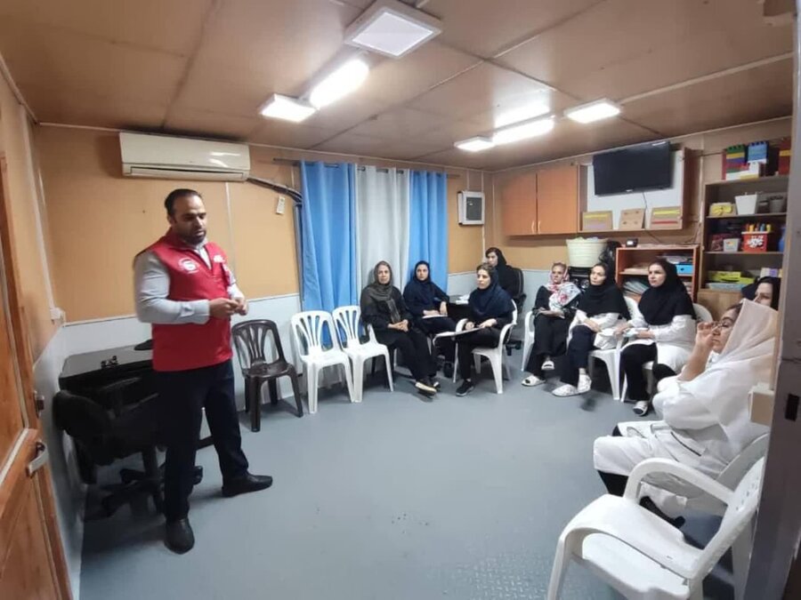 دوره آموزشی آتشنشانان داوطلب مراکز توانبخشی مادر کرج