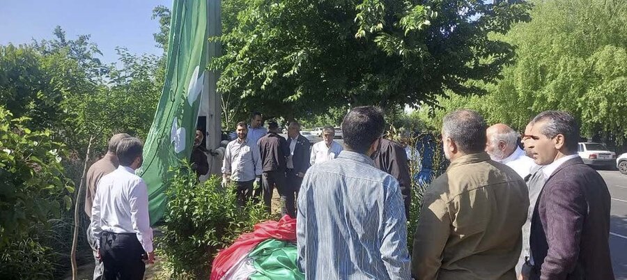 اهتزاز اَبَر پرچمهای مزین به نام مبارک علی بن موسیالرضا(ع) در شهرکرج