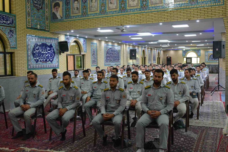 نشست صمیمی با سربازان وظیفه آتش نشانی کرج برگزار شد