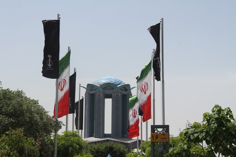 چایخانه حضرت رضا(ع) میزبان دلسوختگان شهید جمهور