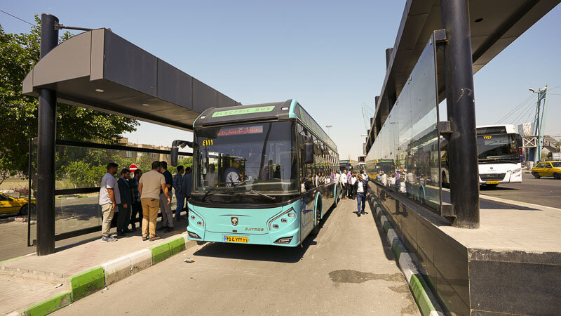ورود ۴۰ اتوبوس برقی و راه‌اندازی نخستین خط BRT کرج پس از ۹ سال انتظار