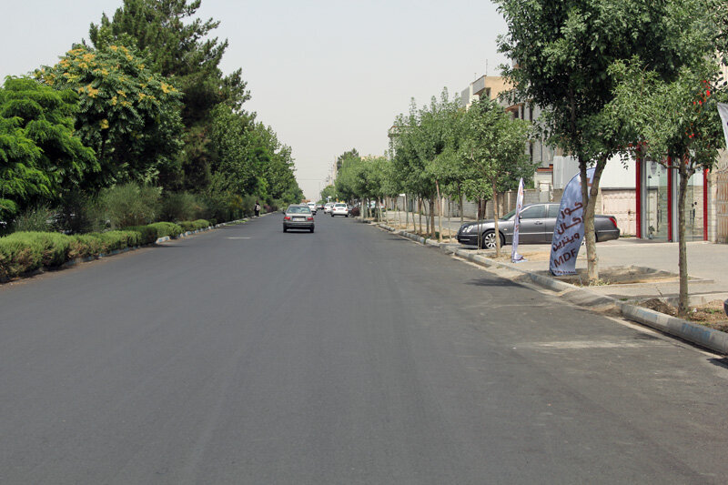 توزیع ۹ هزار تن آسفالت در بولوار خوارزمی حصارک